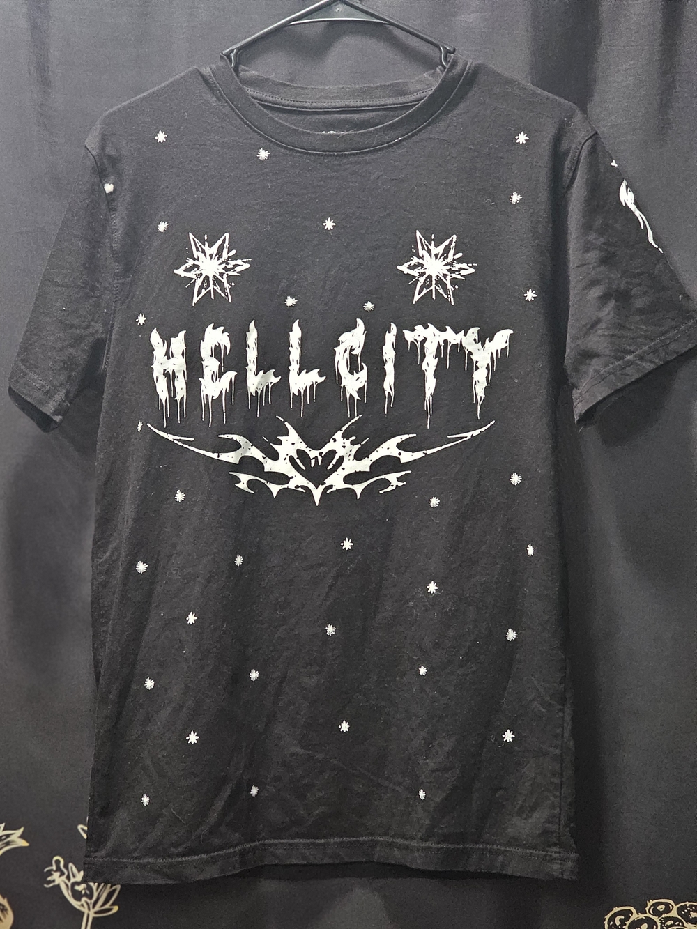 Black 'HELL CITY' 'WORLD TOUR' Graphic Tee. FOCUS brand Small